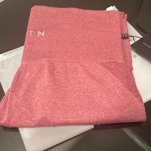 NVGTN Contour Maroon Leggings Small